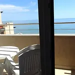 Seafront Im Apartman