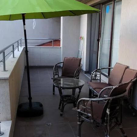 Seafront Im 오브조르