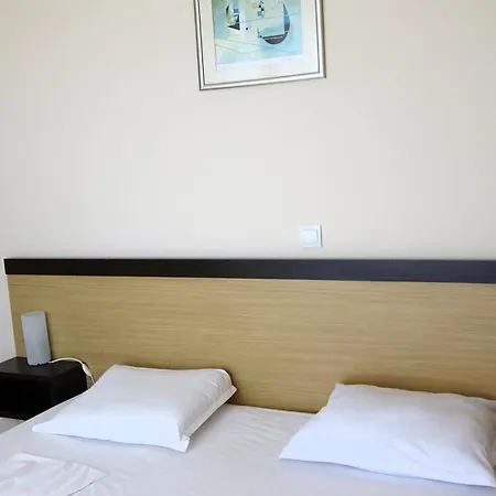 Seafront Im Apartment Obzor